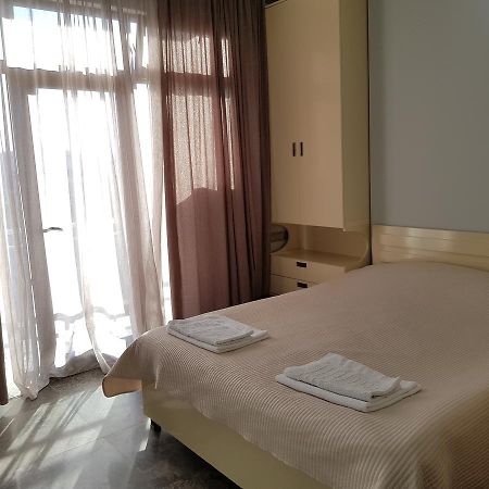 Apartament Gia Batumi Eksteriør billede