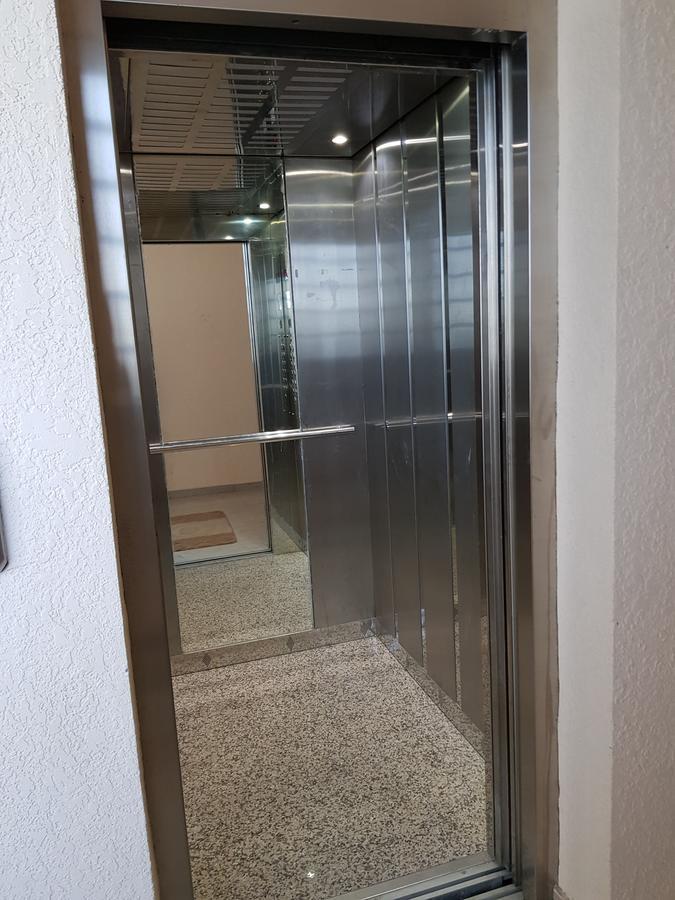 Apartament Gia Batumi Eksteriør billede
