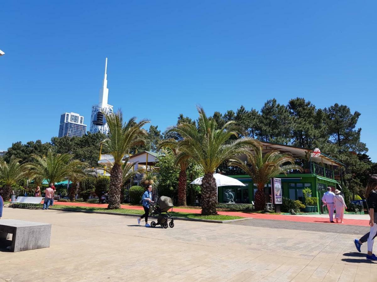 Apartament Gia Batumi Eksteriør billede